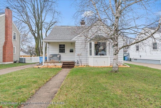 1516 Berkeley Drive, Lansing, MI 48910