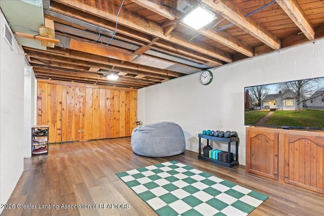 1516 Berkeley Drive, Lansing, MI 48910