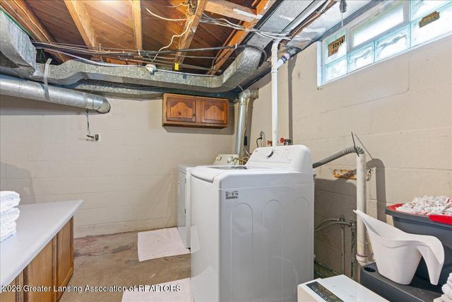 1516 Berkeley Drive, Lansing, MI 48910