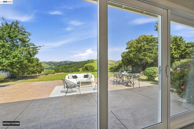 26446 Fairview, Castro Valley, CA 94542
