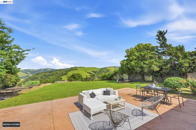 26446 Fairview, Castro Valley, CA 94542