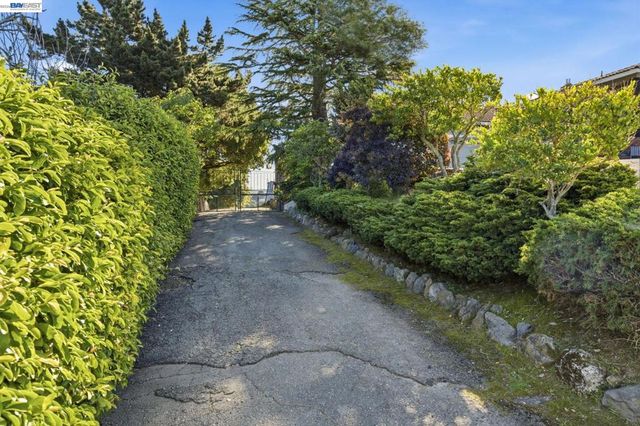 26446 Fairview, Castro Valley, CA 94542