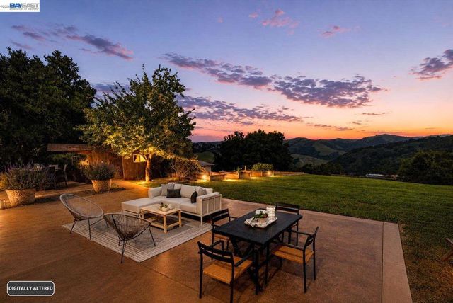 26446 Fairview, Castro Valley, CA 94542