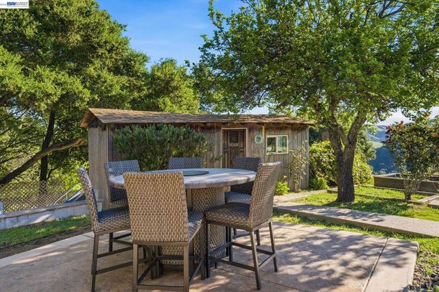26446 Fairview, Castro Valley, CA 94542
