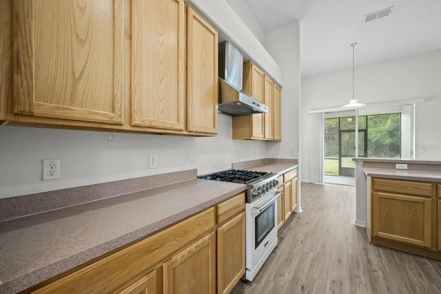 21 WHITTINGHAM LANE, Palm Coast, FL 32164