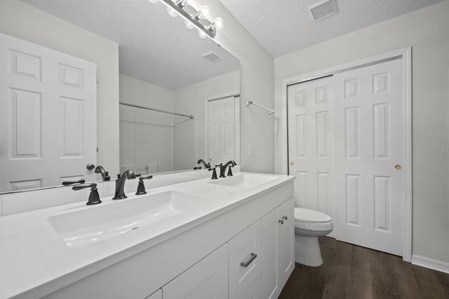 21 WHITTINGHAM LANE, Palm Coast, FL 32164