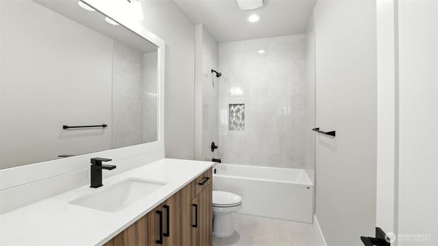 1582 213th Court NE, Sammamish, WA 98074