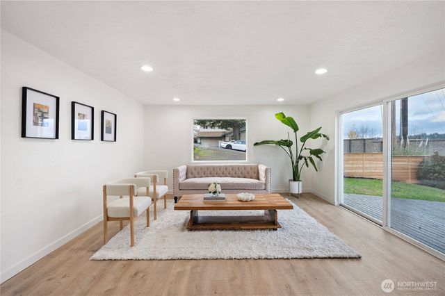 1406 Shattuck Avenue S, Renton, WA 98055