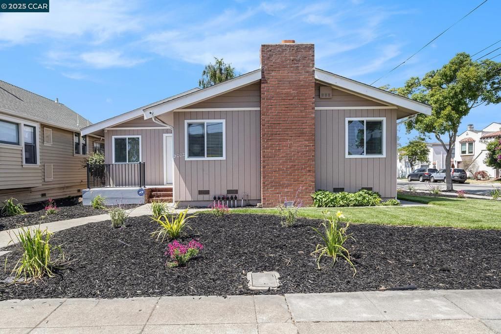 3002 Encinal Ave, Alameda, CA 94501