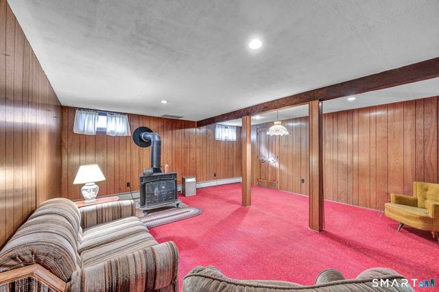 85 Florence Street, Newington, CT 06111