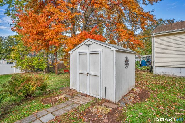 85 Florence Street, Newington, CT 06111