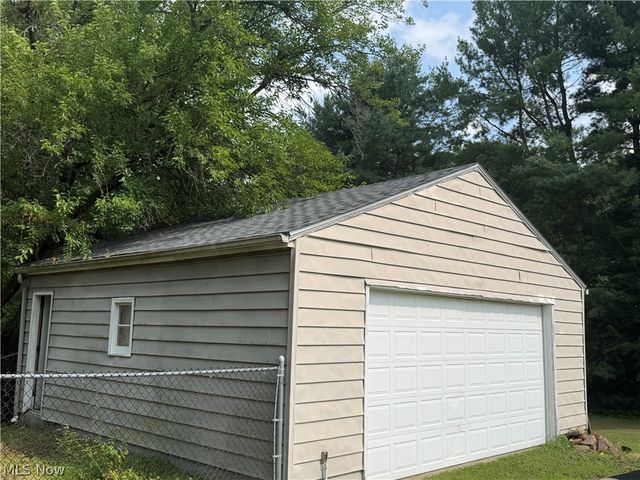 5806 Portage Street NW, North Canton, OH 44720