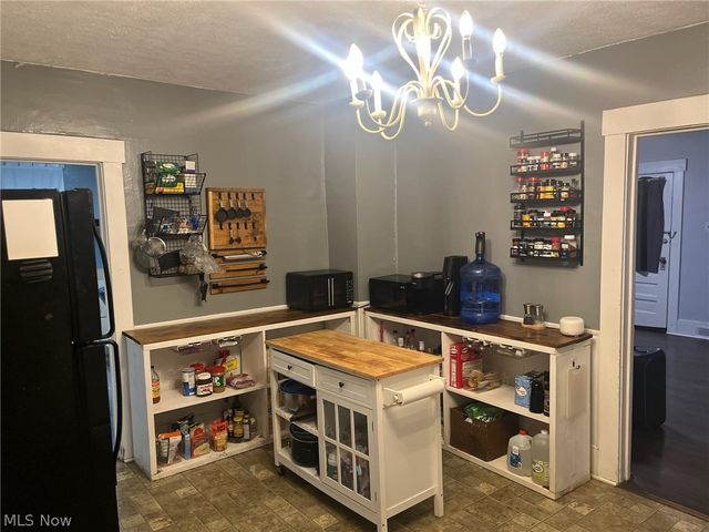 5806 Portage Street NW, North Canton, OH 44720