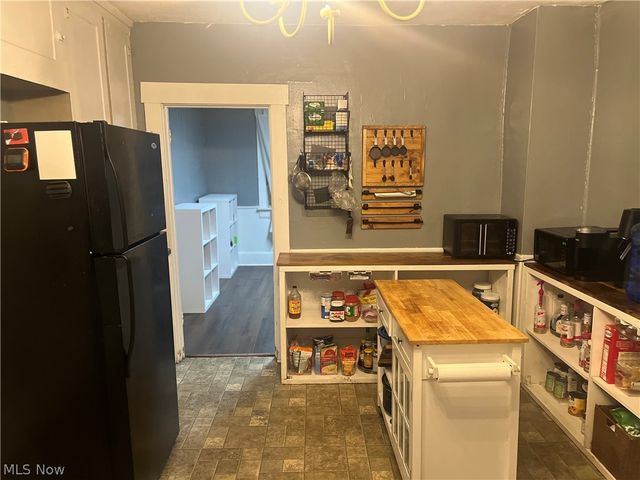 5806 Portage Street NW, North Canton, OH 44720
