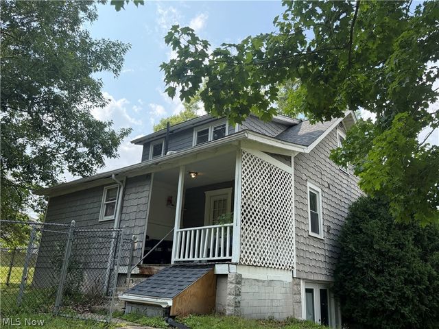 5806 Portage Street NW, North Canton, OH 44720