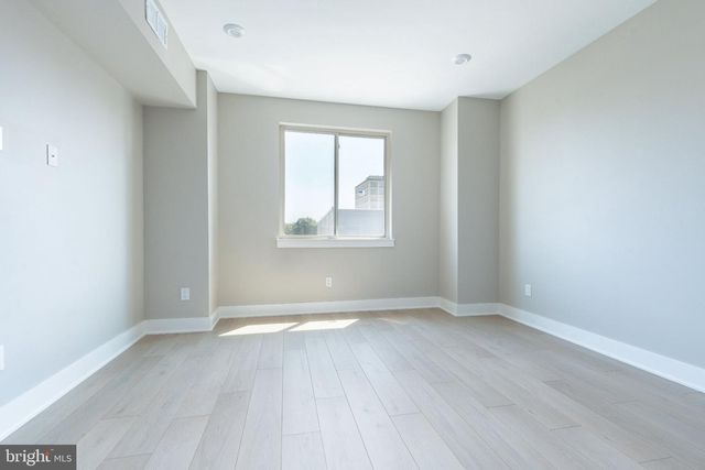 2406 N 3RD ST, Philadelphia, PA 19133