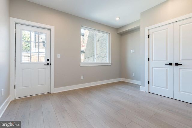 2406 N 3RD ST, Philadelphia, PA 19133