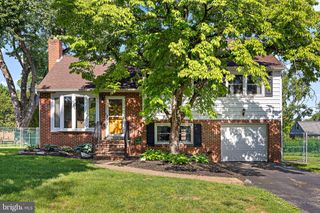2619 MACLARY DR, Wilmington, DE 19808