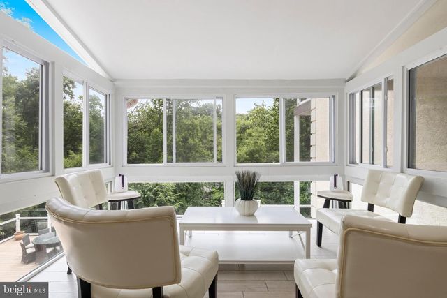 1351 BOBARN DR, Penn Valley, PA 19072