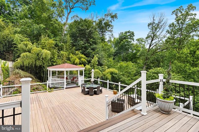 1351 BOBARN DR, Penn Valley, PA 19072