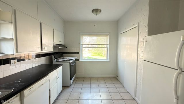 3581 E 149th Street, Cleveland, OH 44120