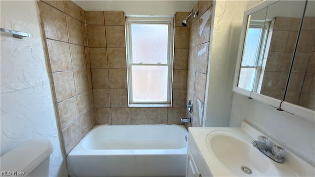 3581 E 149th Street, Cleveland, OH 44120