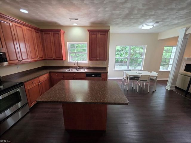 897 Lym DR, Virginia Beach, VA 23464