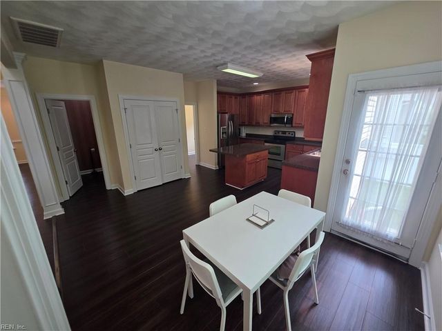 897 Lym DR, Virginia Beach, VA 23464
