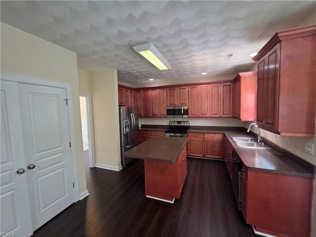 897 Lym DR, Virginia Beach, VA 23464