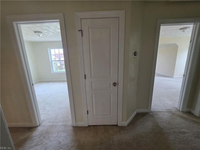 897 Lym DR, Virginia Beach, VA 23464