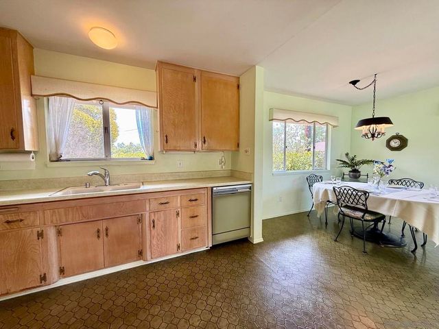 2235 Milton Court, San Diego, CA 92110