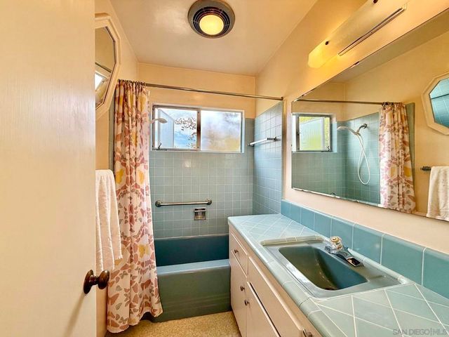 2235 Milton Court, San Diego, CA 92110
