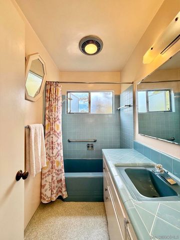 2235 Milton Court, San Diego, CA 92110