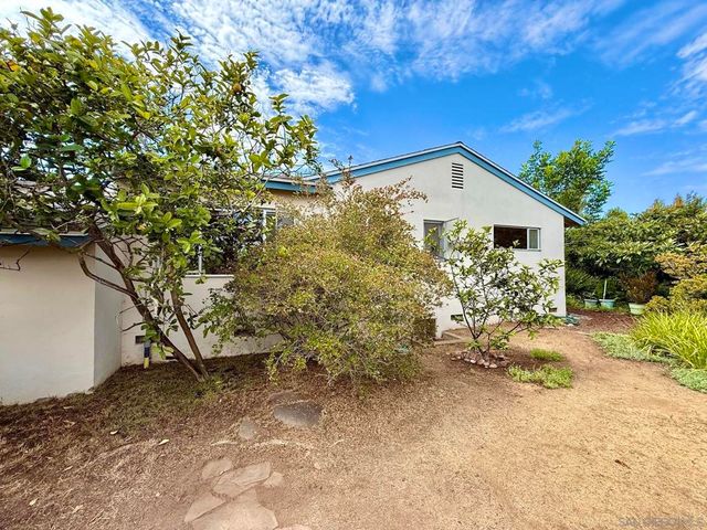 2235 Milton Court, San Diego, CA 92110