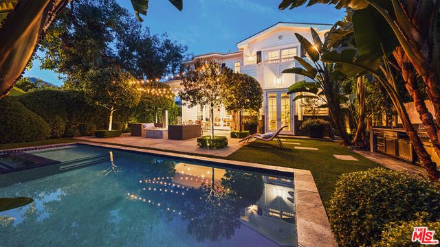 361 N Bowling Green Way, Los Angeles, CA 90049