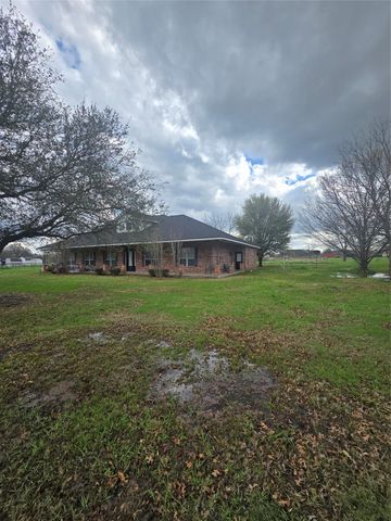 808 Shady Brook Lane, Red Oak, TX 75154