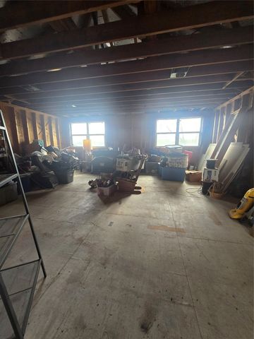 808 Shady Brook Lane, Red Oak, TX 75154