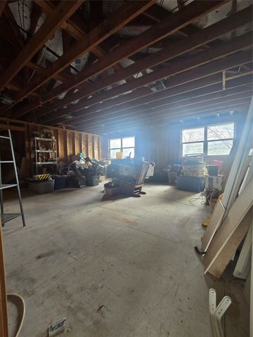 808 Shady Brook Lane, Red Oak, TX 75154