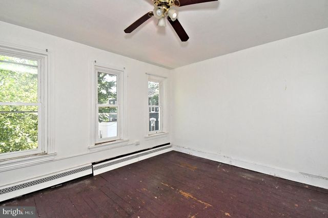 346 W WALNUT ST, Pottstown, PA 19464