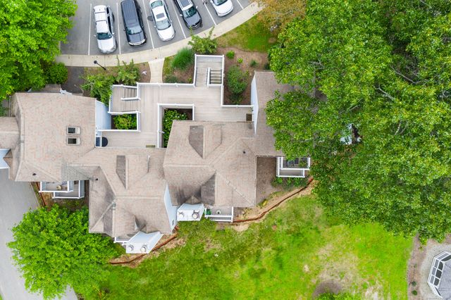 2122 Old Pond Lane 2122, Norwich, CT 06360