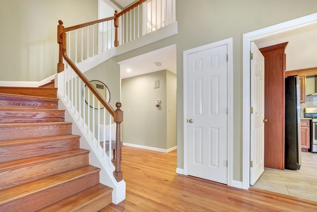 35 Mitchell Grant Way 35, Bedford, MA 01730