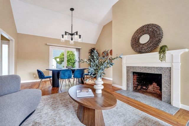 35 Mitchell Grant Way 35, Bedford, MA 01730