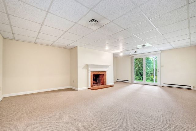 35 Mitchell Grant Way 35, Bedford, MA 01730