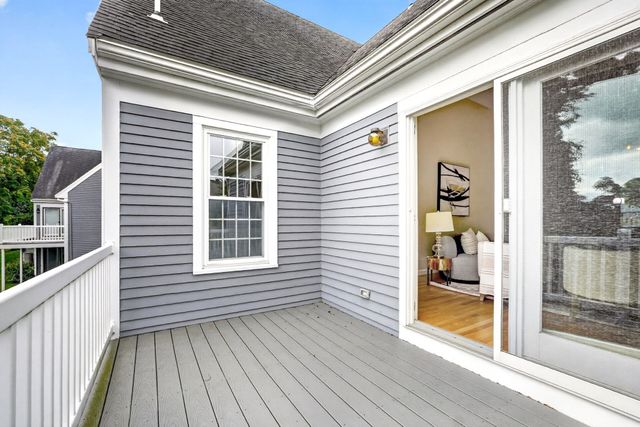 35 Mitchell Grant Way 35, Bedford, MA 01730