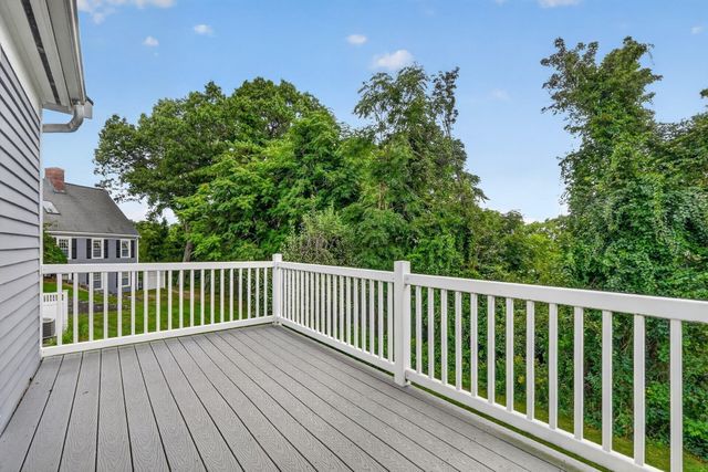 35 Mitchell Grant Way 35, Bedford, MA 01730