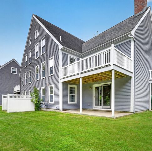 35 Mitchell Grant Way 35, Bedford, MA 01730