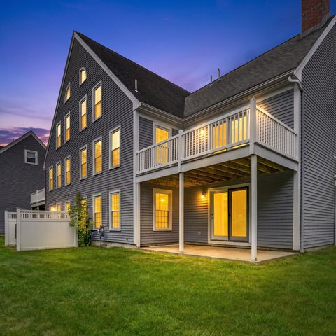 35 Mitchell Grant Way 35, Bedford, MA 01730