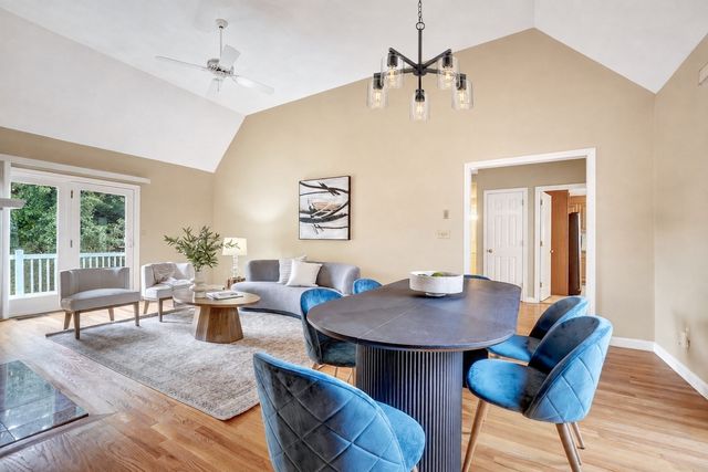 35 Mitchell Grant Way 35, Bedford, MA 01730