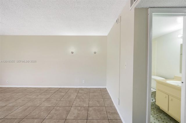 3200 Coral Springs Dr 106, Coral Springs, FL 33065