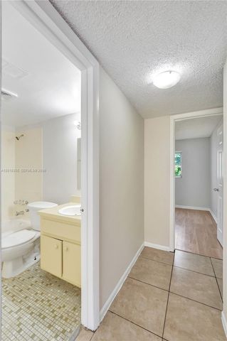 3200 Coral Springs Dr 106, Coral Springs, FL 33065
